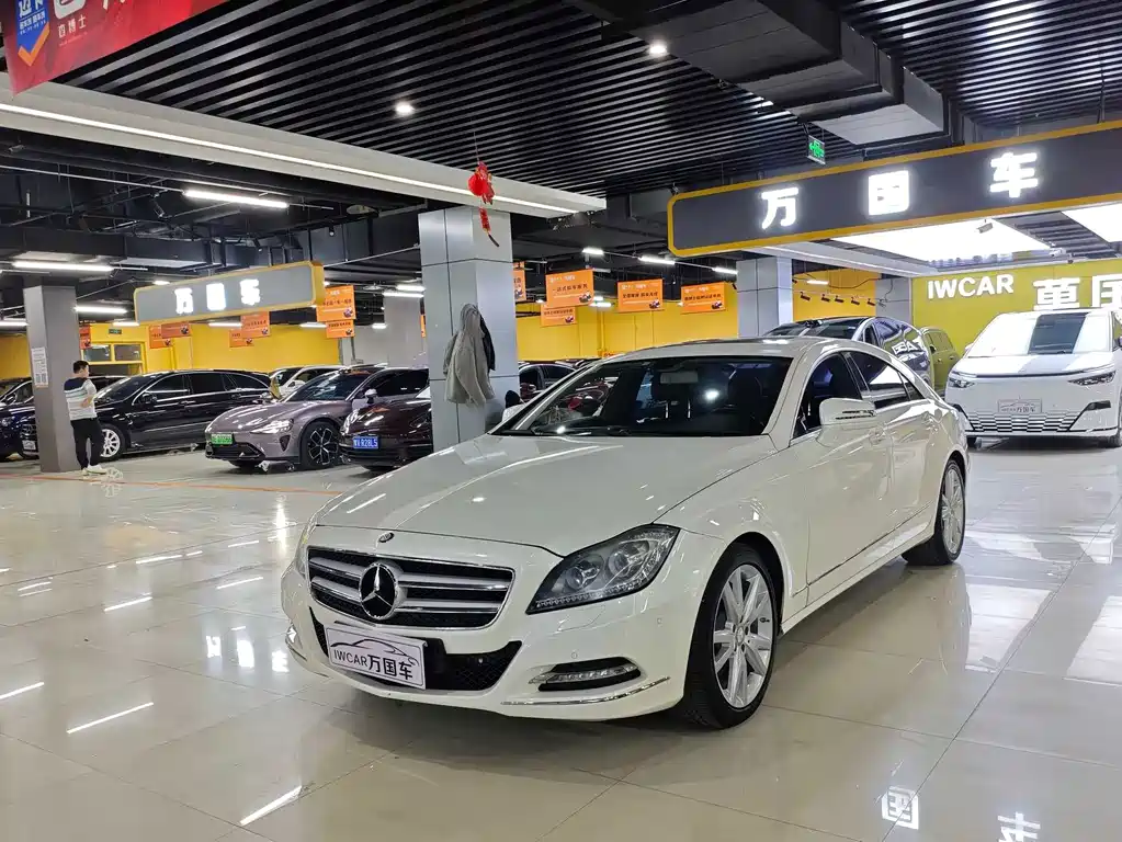 Mercedes-Benz CLS