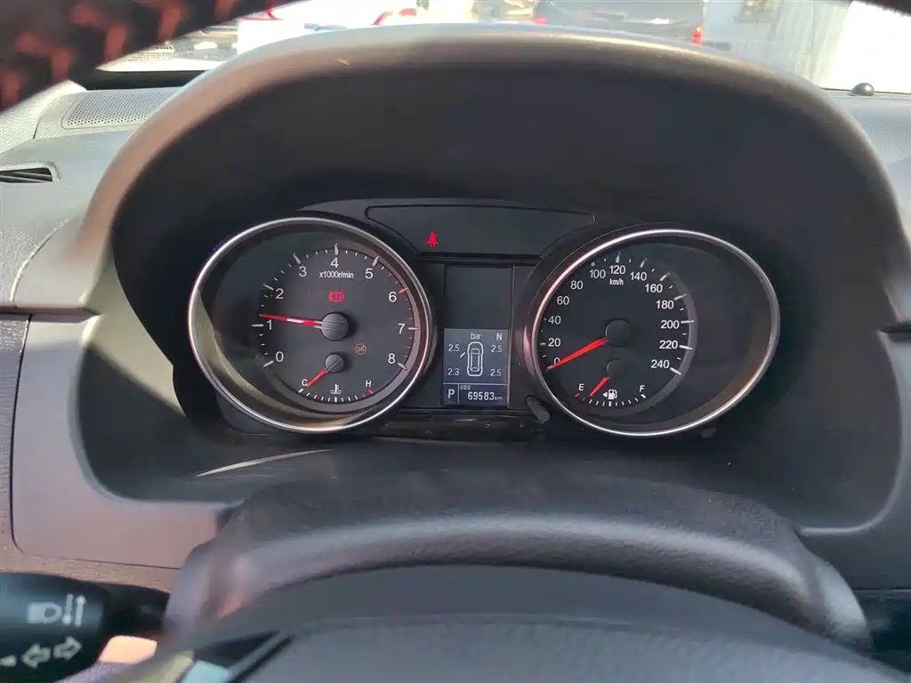 Haval M6 2019 1.5T DCT Elite VI