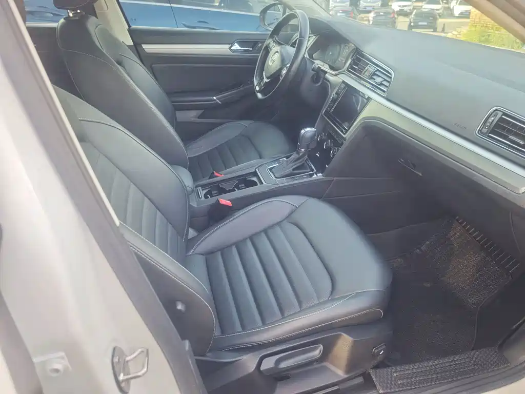 Volkswagen Lamando — миниатюра 4