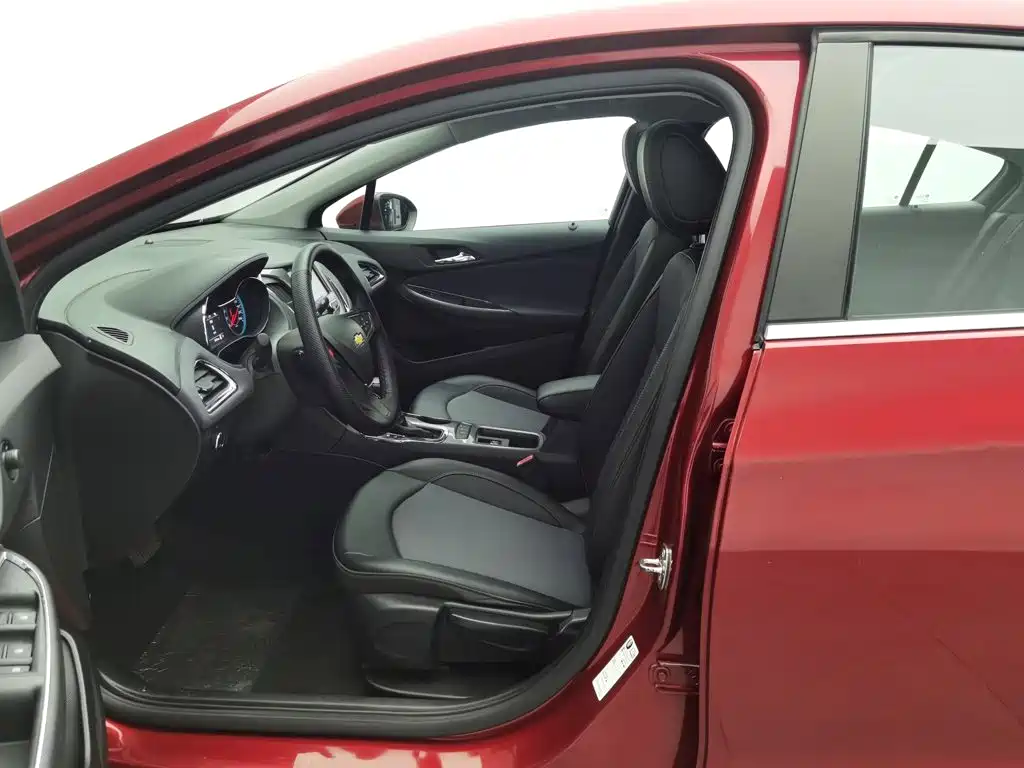 Chevrolet Cruze — миниатюра 10