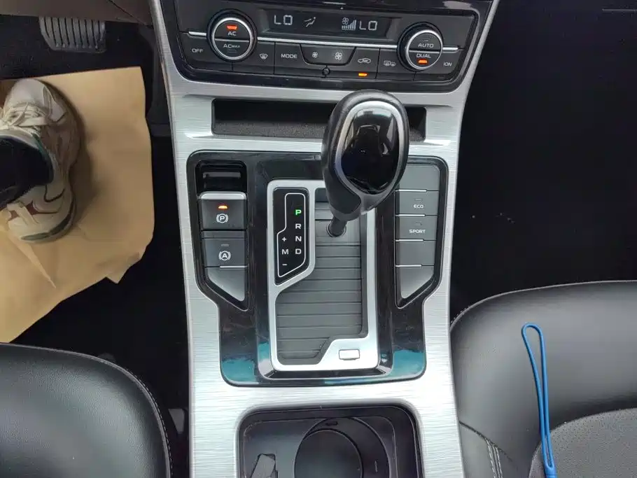 Geely Emgrand GS — миниатюра 16