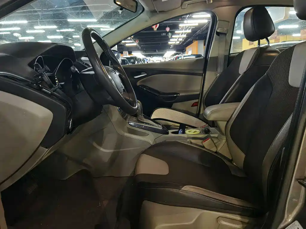 Ford Focus — миниатюра 5