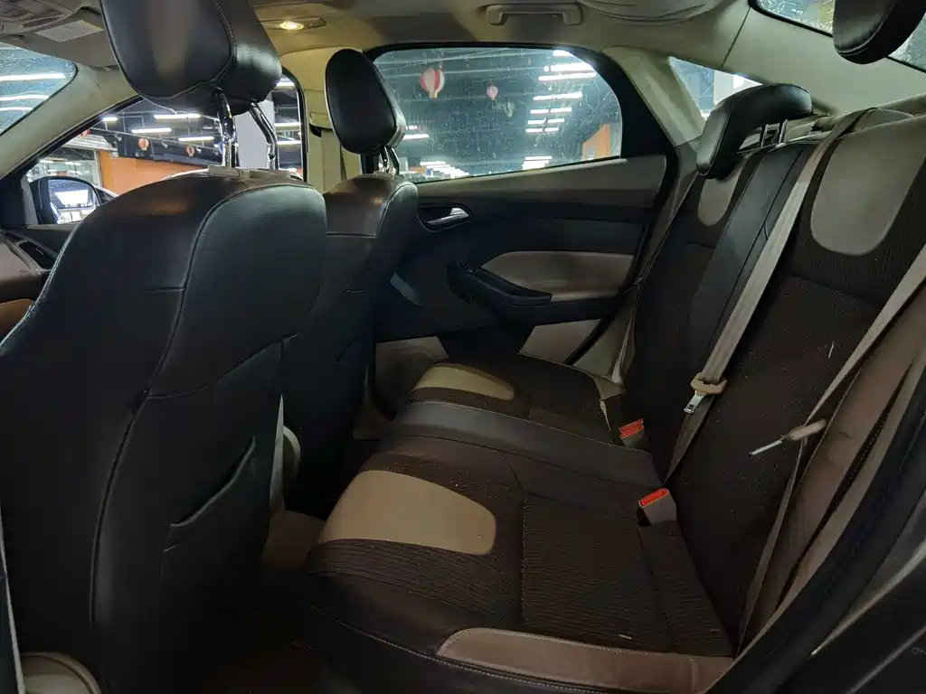 Ford Focus — миниатюра 6