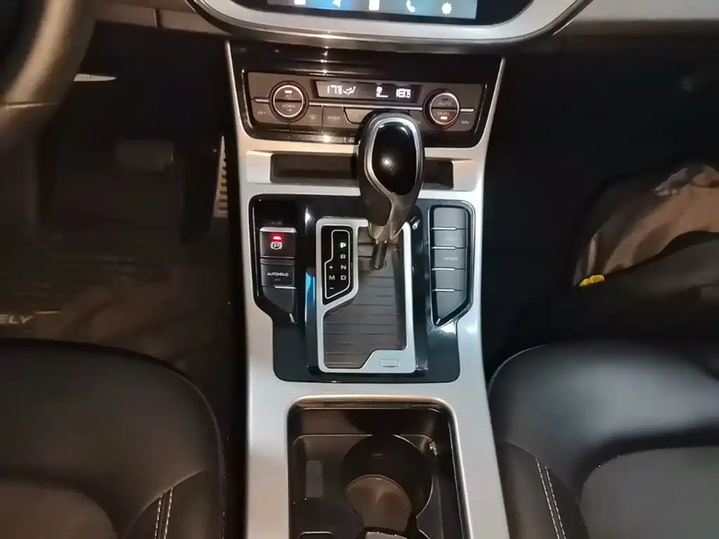 Geely Emgrand GS — миниатюра 14