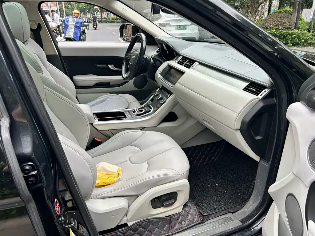 Land Rover Evoque (Import) — миниатюра 8