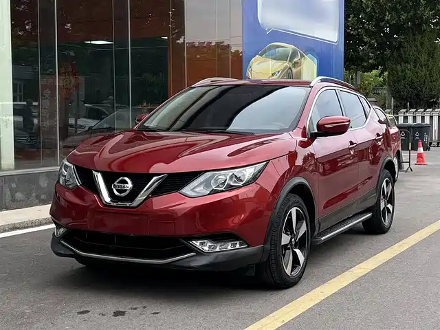 NISSAN QASHQAI 2018