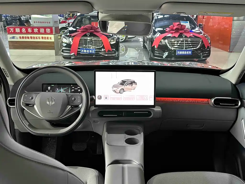 Leapmotor Leapmotor A10 — миниатюра 11