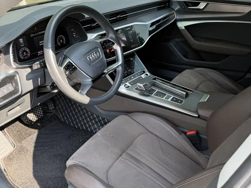 Audi A7L — миниатюра 6