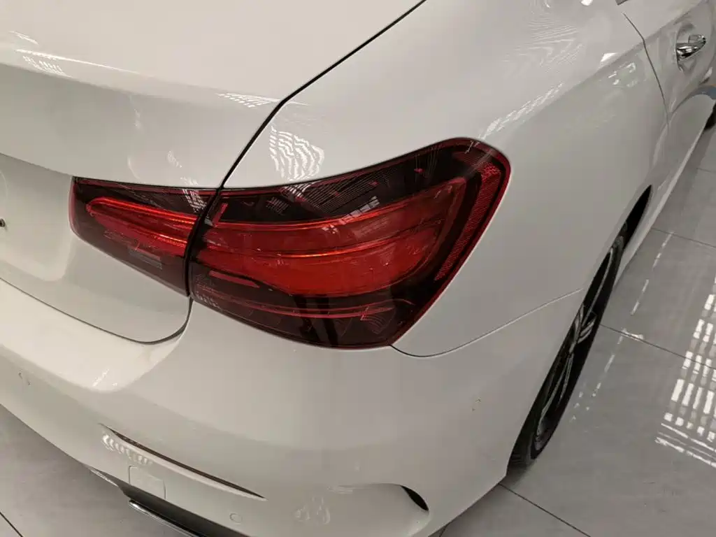 Mercedes-Benz A-Class — миниатюра 8