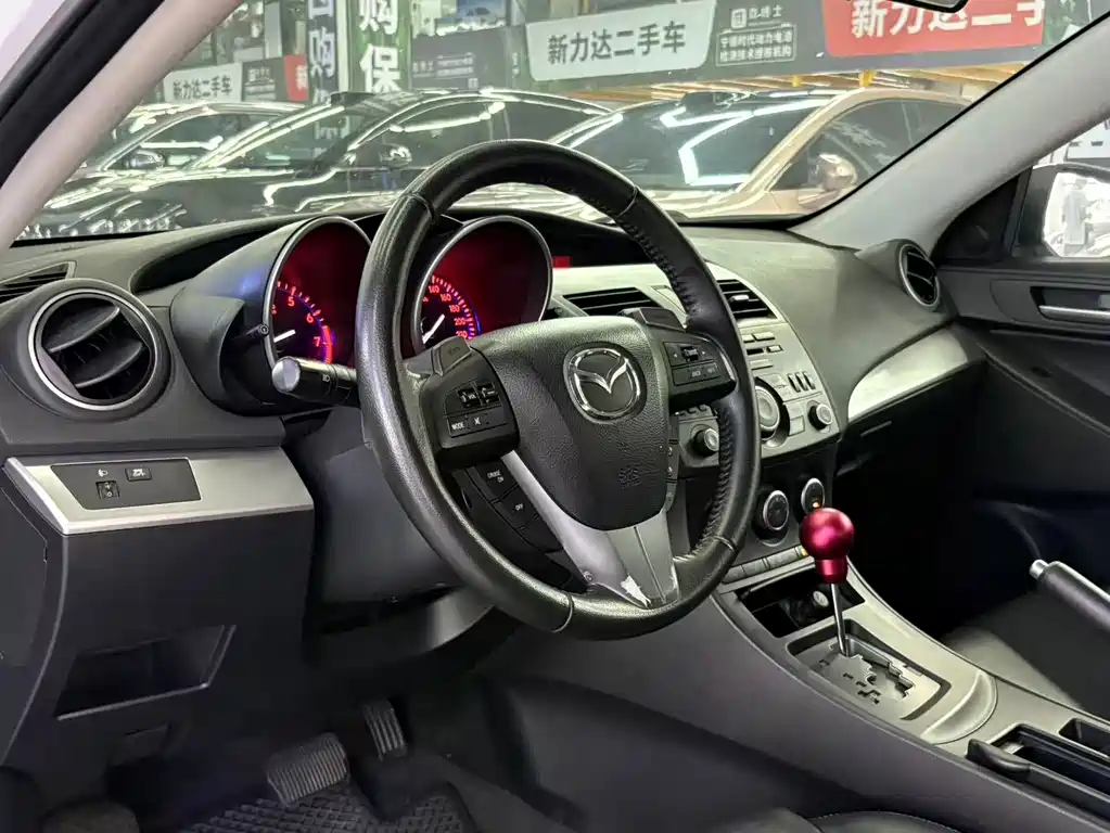Mazda 3 Xingcheng — миниатюра 5