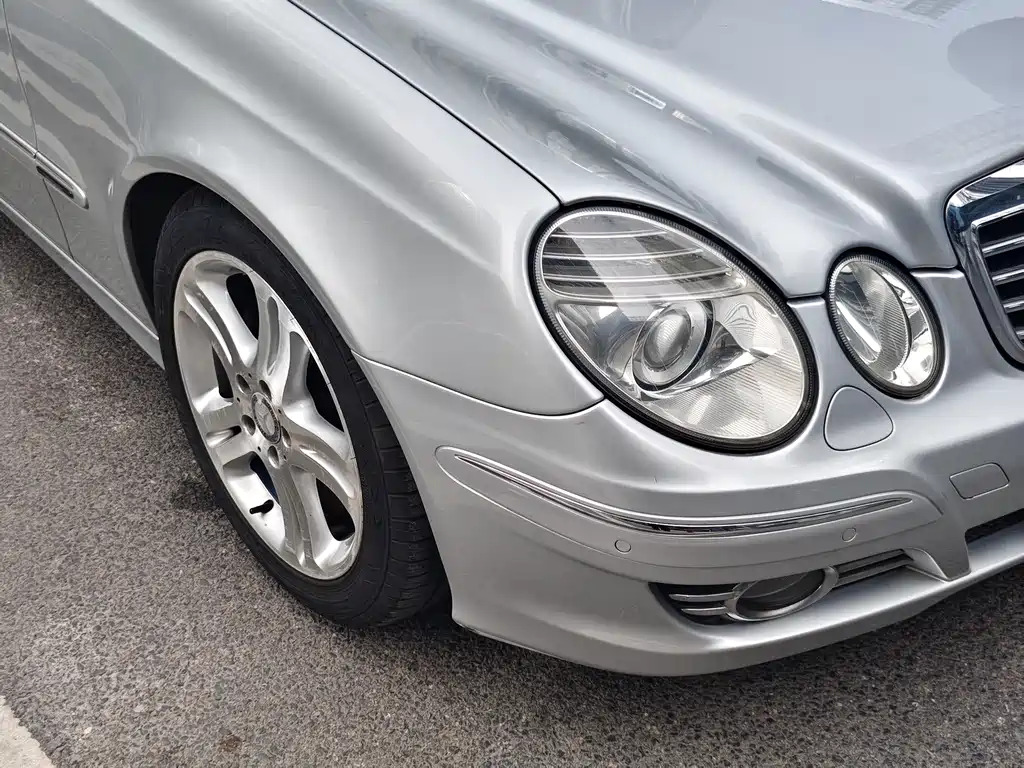 Mercedes-Benz E-Class E 2008 E 230 Fashion