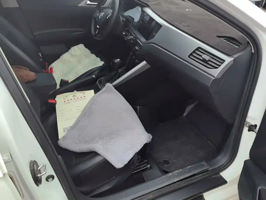 Volkswagen Polo — миниатюра 8