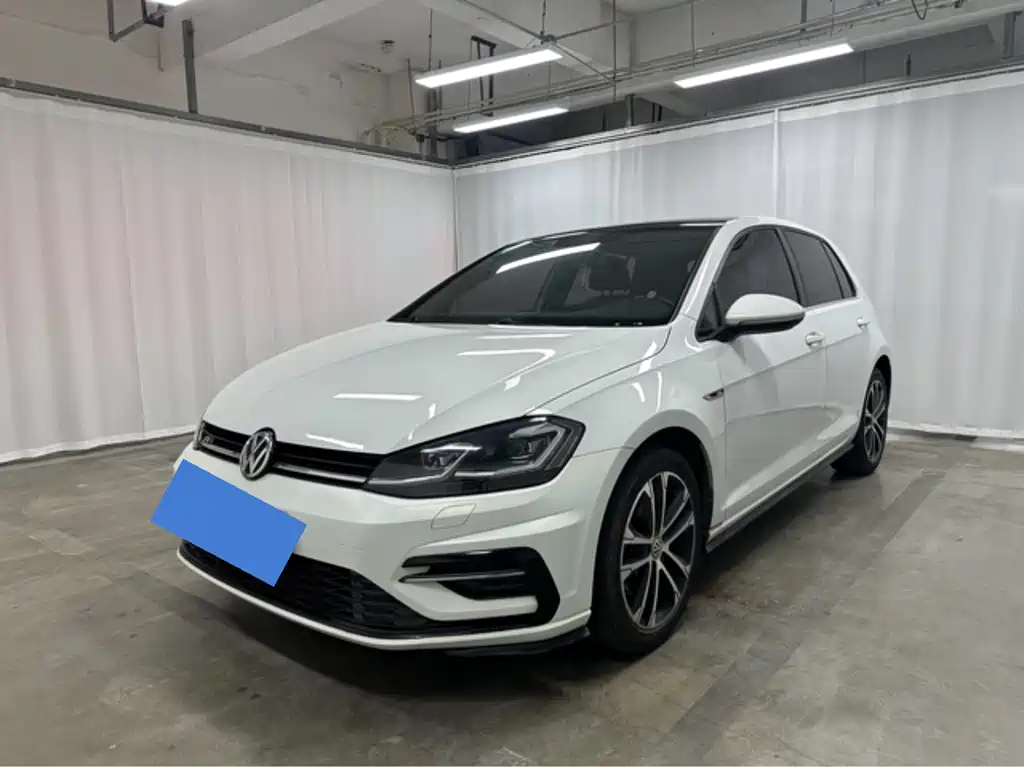 Купить Volkswagen Golf