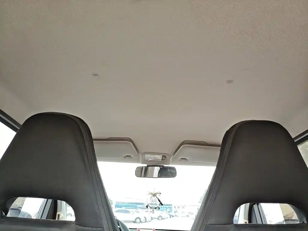 Wuling MINIEV — миниатюра 18