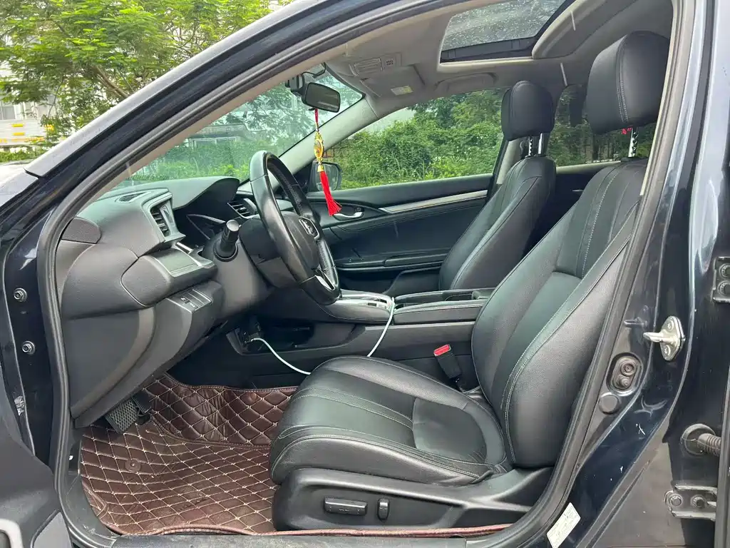 Honda Civic — миниатюра 5