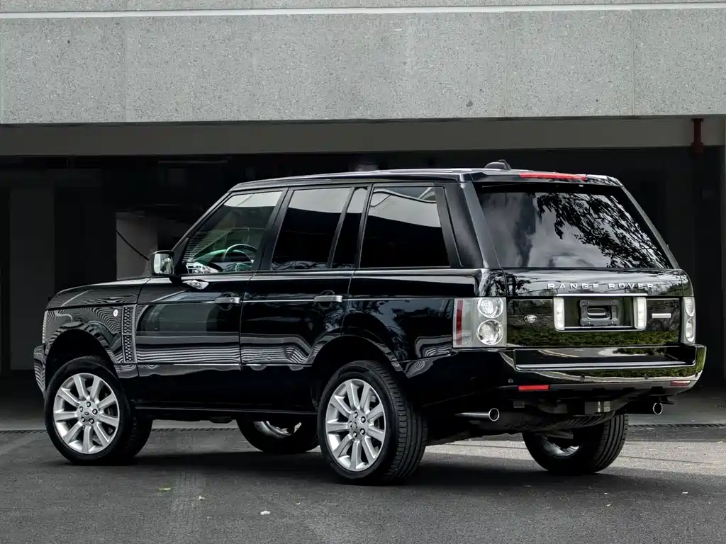 Land Rover Range Rover — миниатюра 5