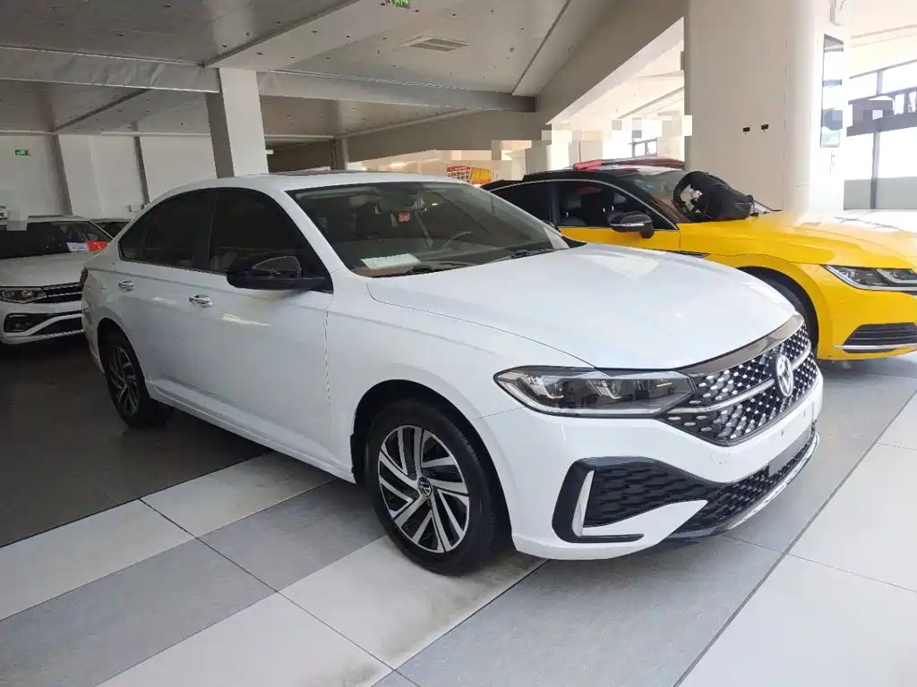 Volkswagen Lavida — миниатюра 4