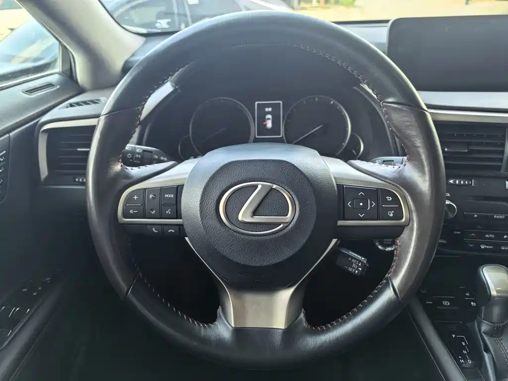 Lexus RX — миниатюра 9