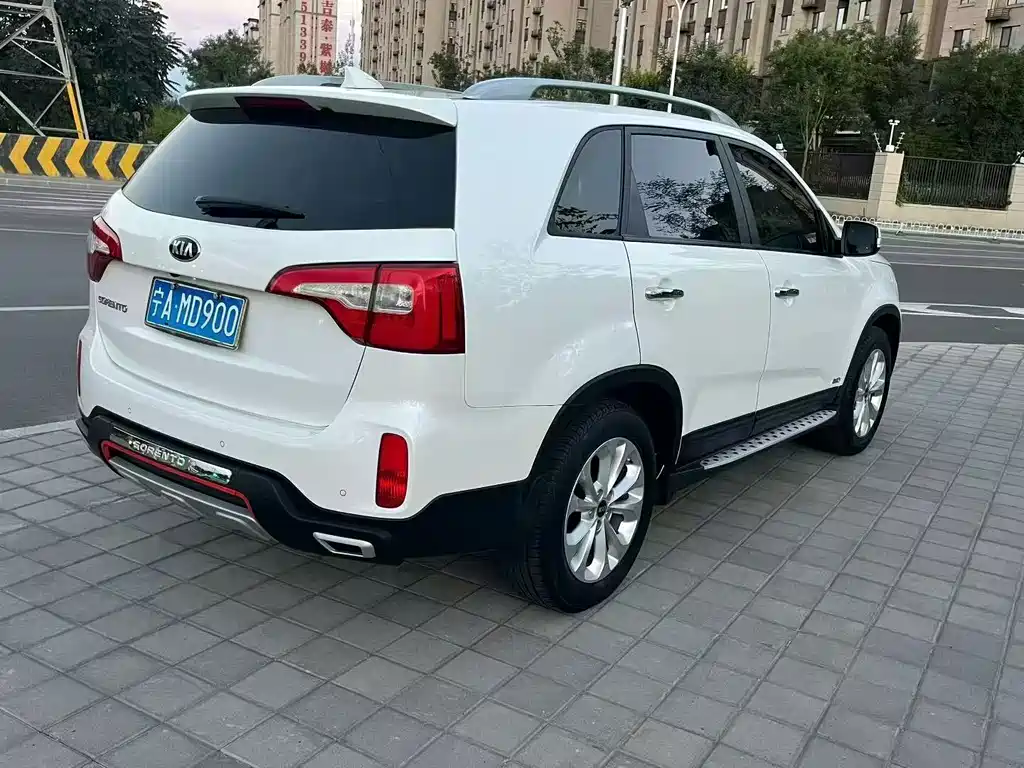 Kia Sorento — миниатюра 4