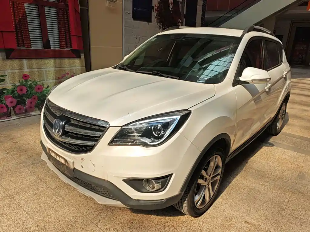 Changan CS35 — миниатюра 2