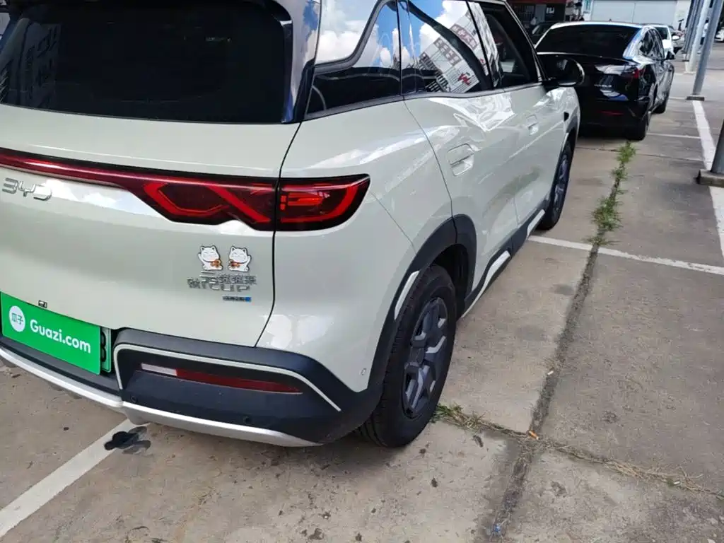 BYD Yuan UP — миниатюра 8