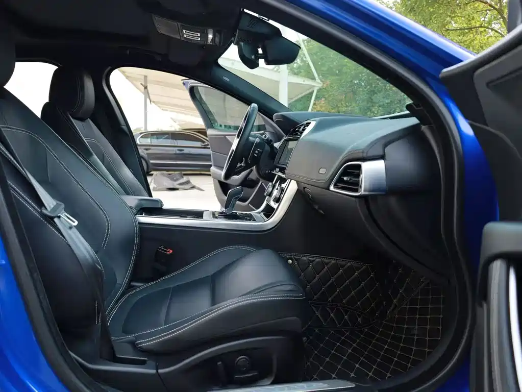 Jaguar XEL 2020 2.0T 200PS R-DYNAMIC S Sport