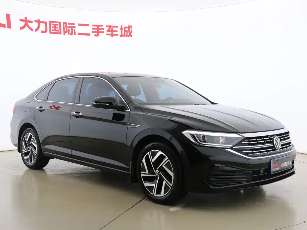 Volkswagen Sagitar — миниатюра 3