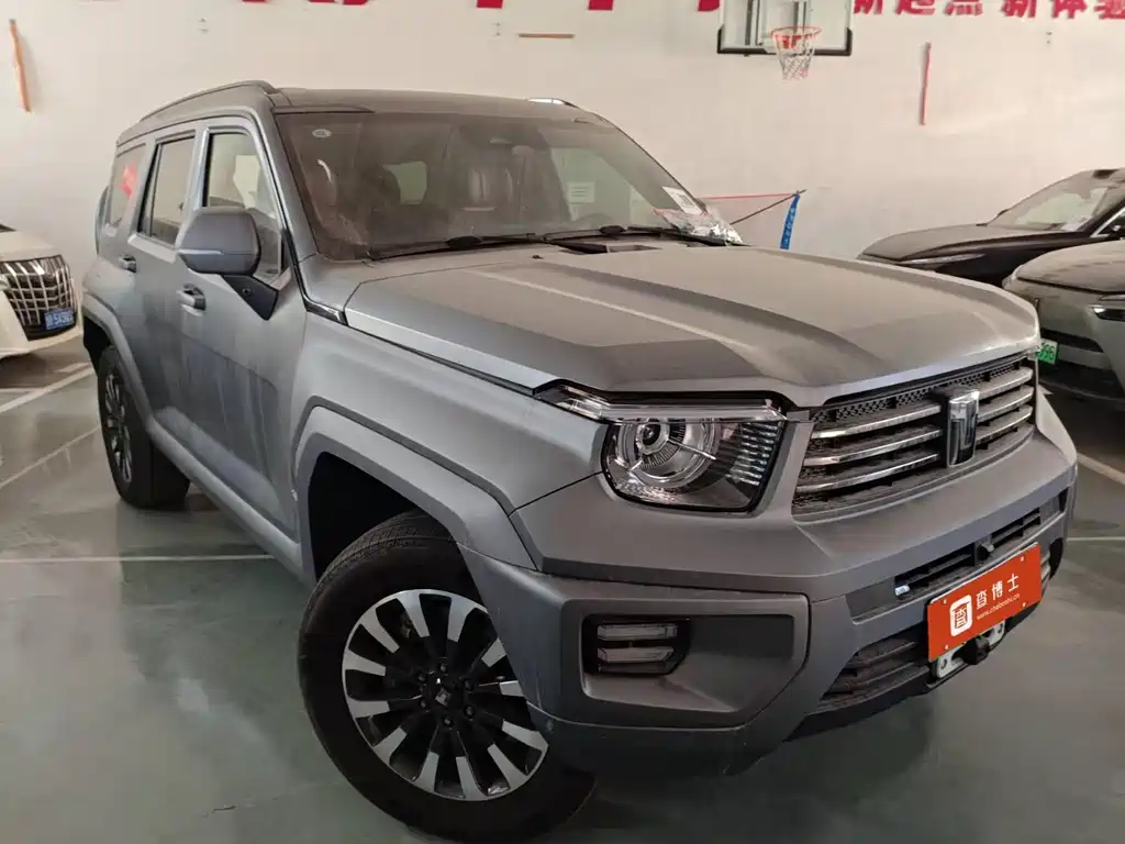 TANK TANK 700 NEW ENERGY