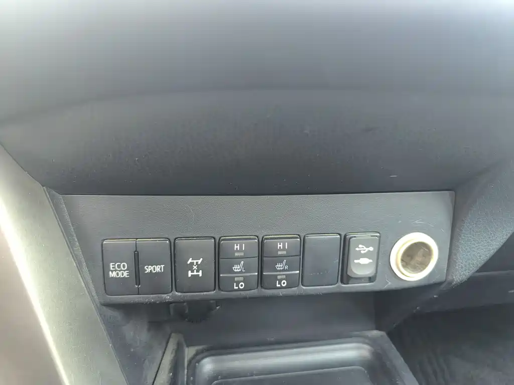 Toyota RAV4 2015 2.5L AT Elite
