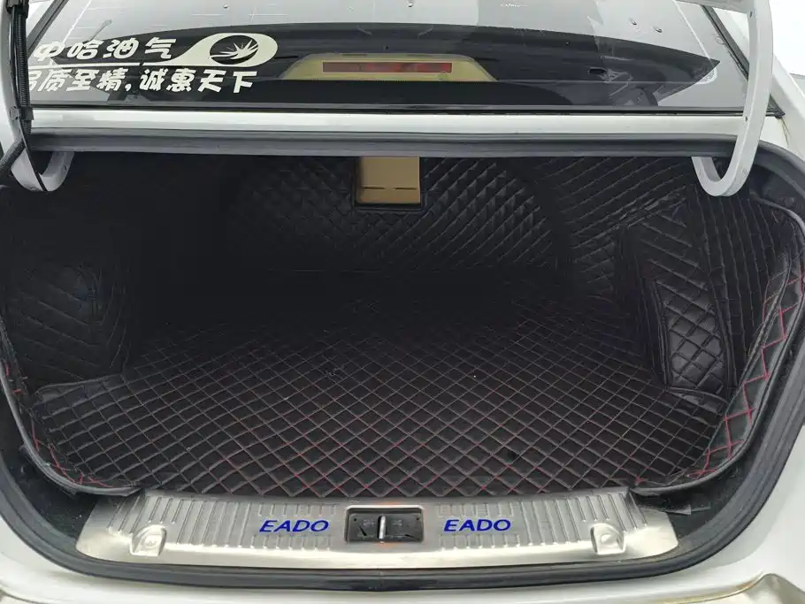 Changan Eado — миниатюра 4