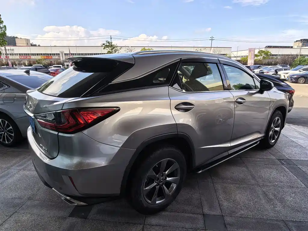Lexus RX — миниатюра 4