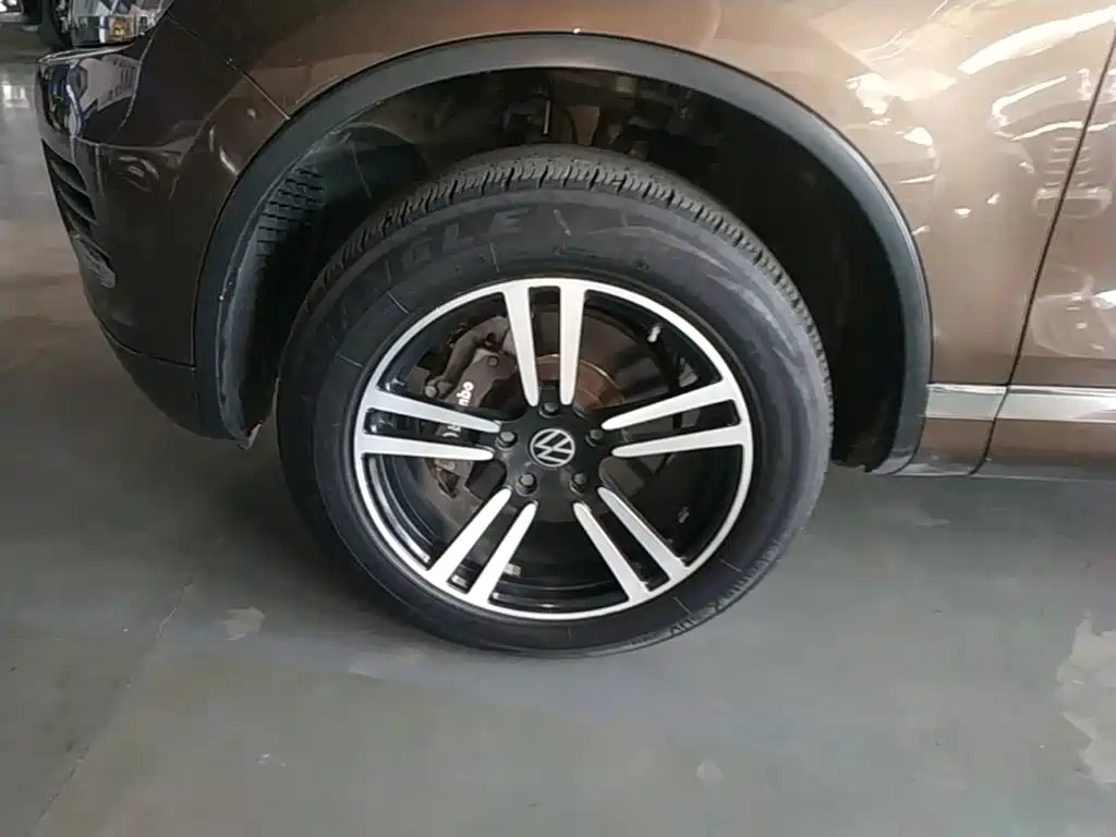 Volkswagen Touareg — миниатюра 23