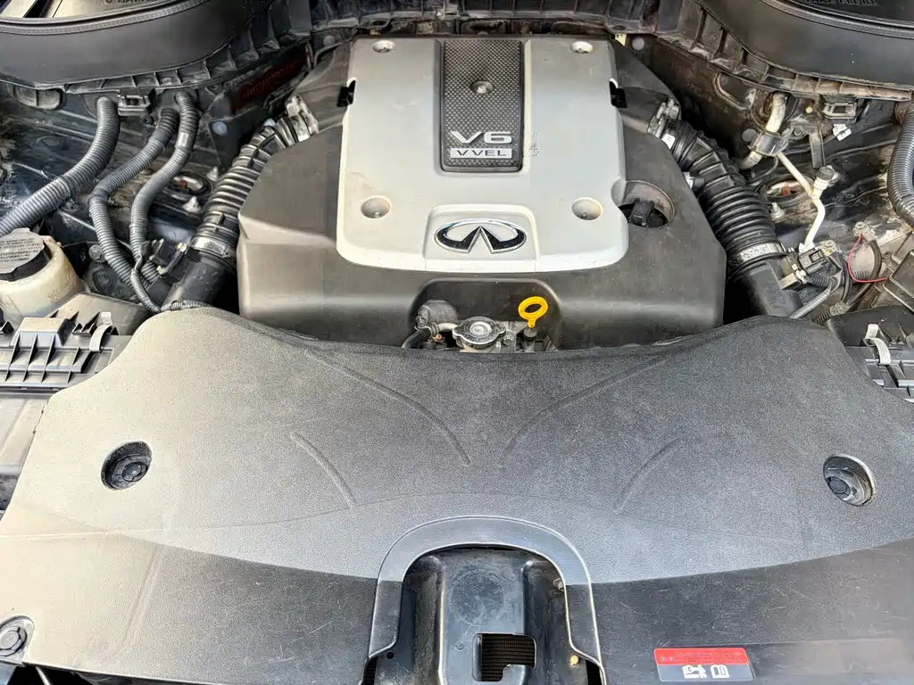 Infiniti QX70 — миниатюра 15