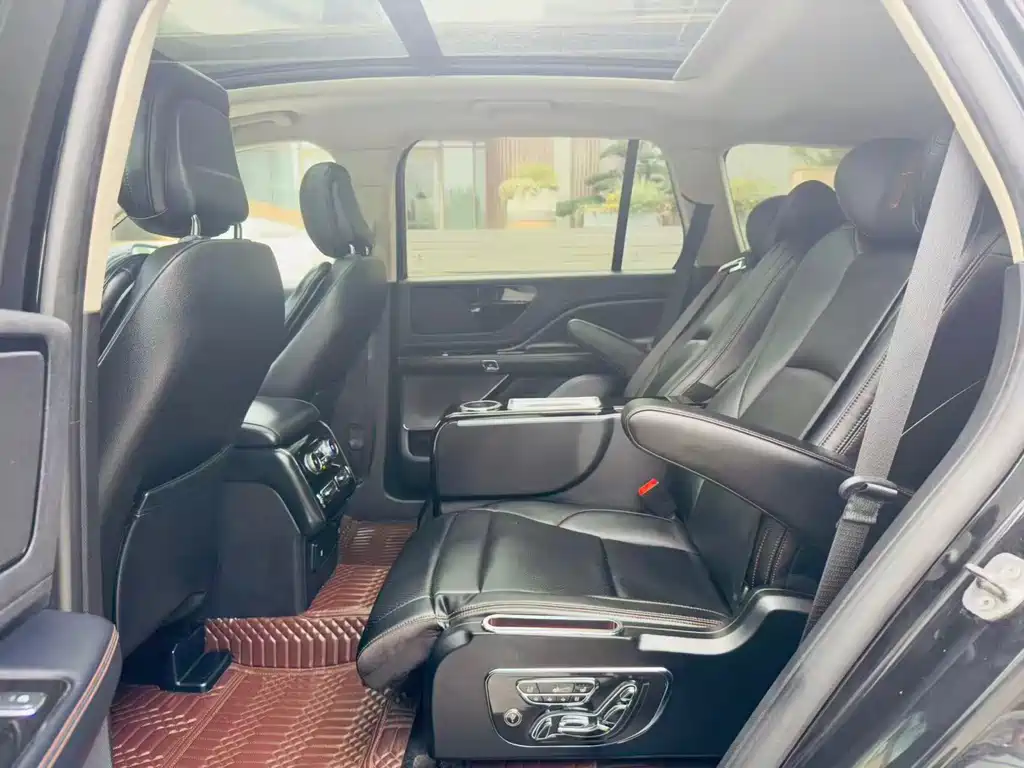Lincoln Aviator — миниатюра 6