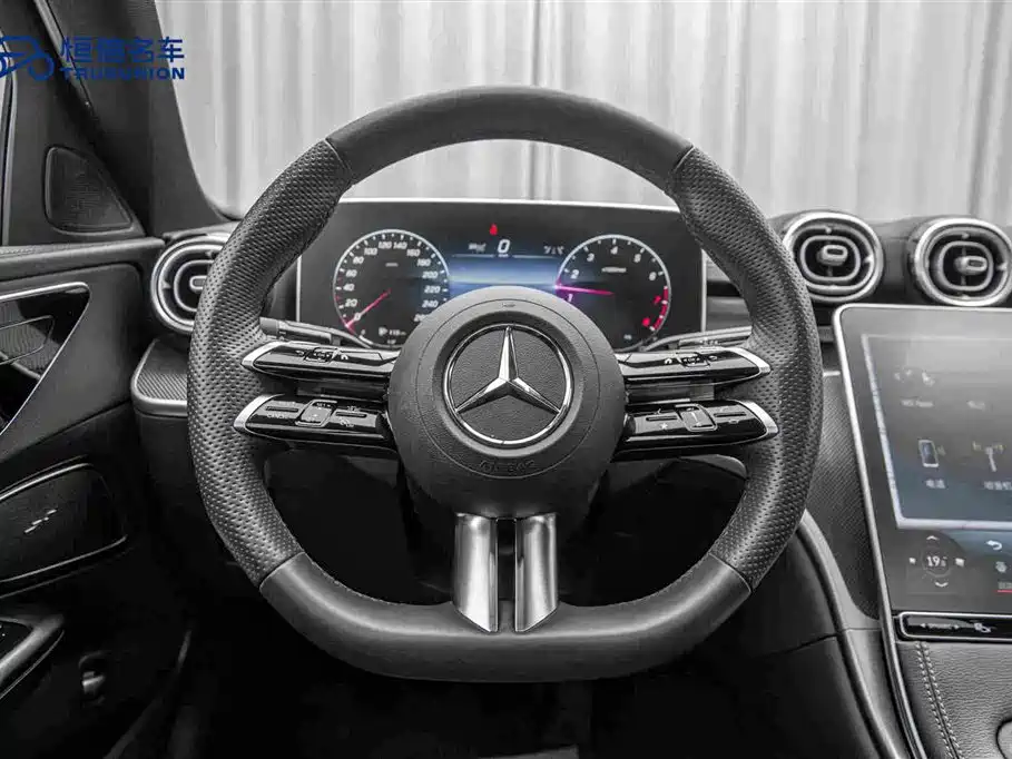 Mercedes-Benz C-Class — миниатюра 17
