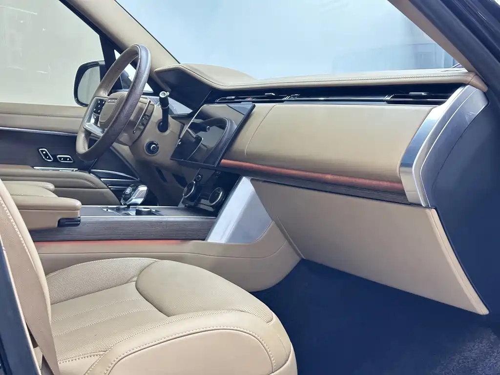 Land Rover Range Rover — миниатюра 15