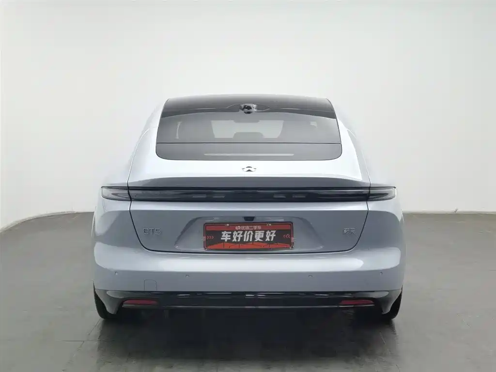 NIO NIO ET5