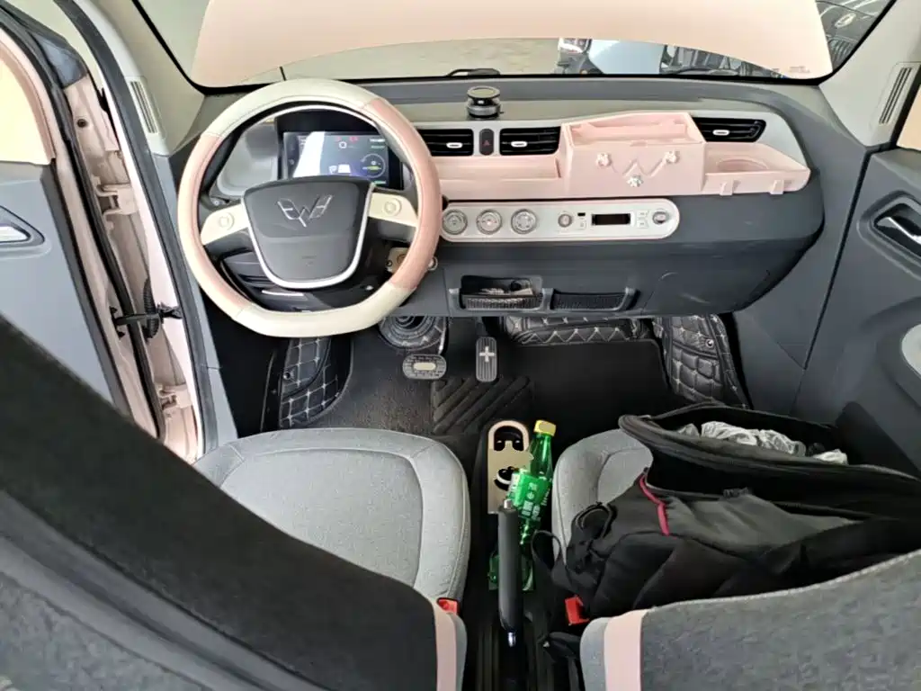 Wuling MINIEV — миниатюра 10