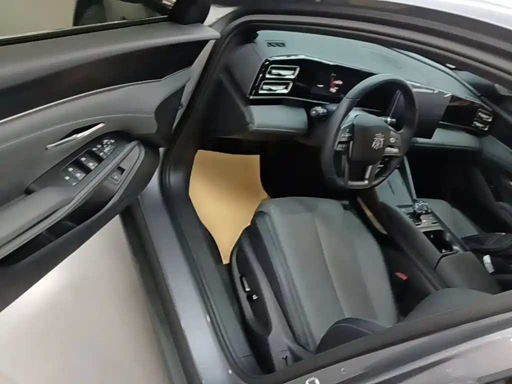 BYD Qin L — миниатюра 16