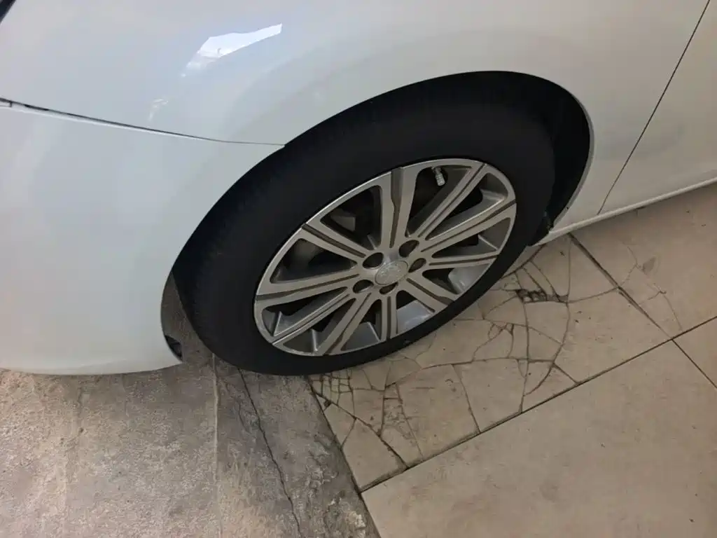 Peugeot 408 — миниатюра 23