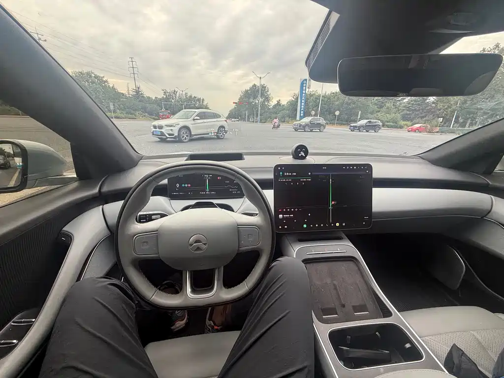 NIO ET5T — миниатюра 4