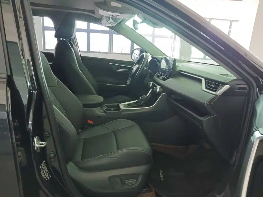 Toyota Wildlander — миниатюра 11
