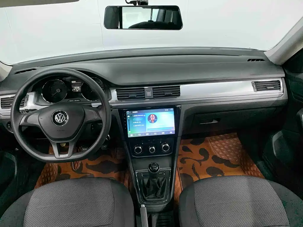 Volkswagen Bora 2019 1.5L MT Fashion V