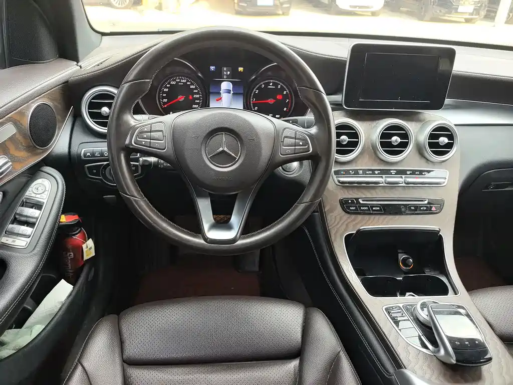 Mercedes-Benz GLC — миниатюра 9