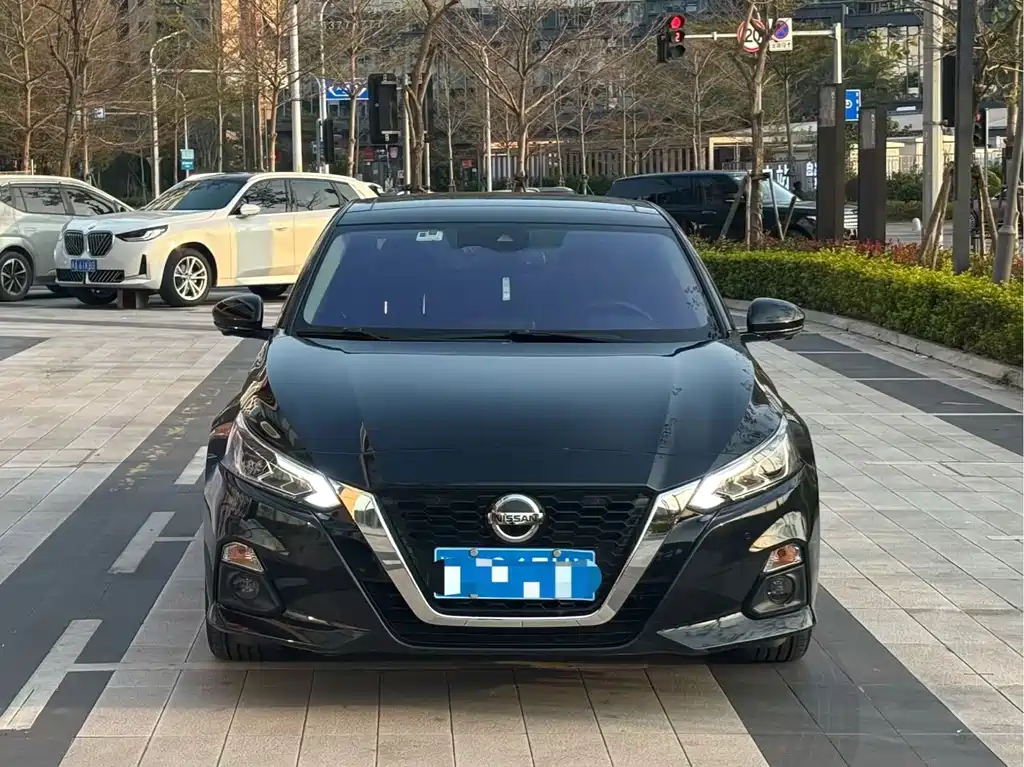 NISSAN TEANA
