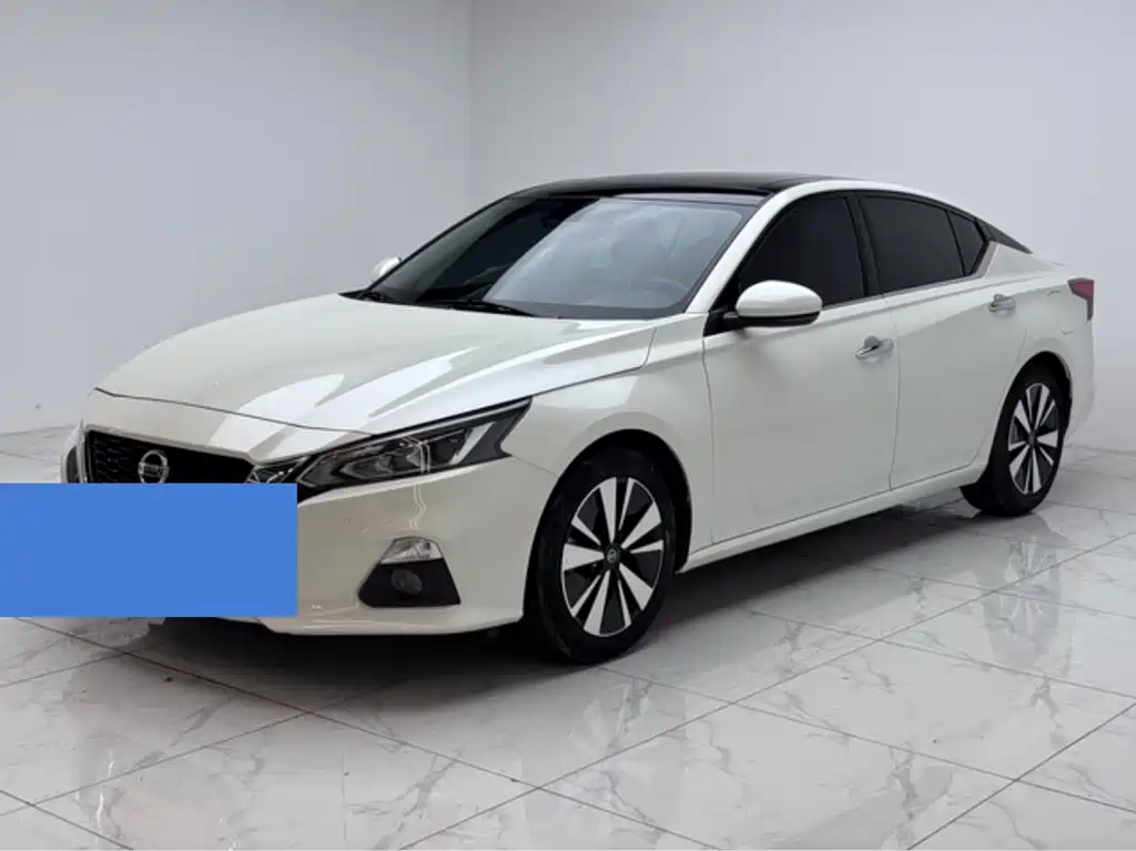 Nissan Teana 2023