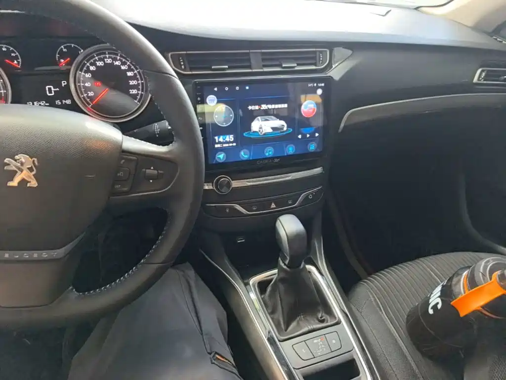 Peugeot 408 — миниатюра 13