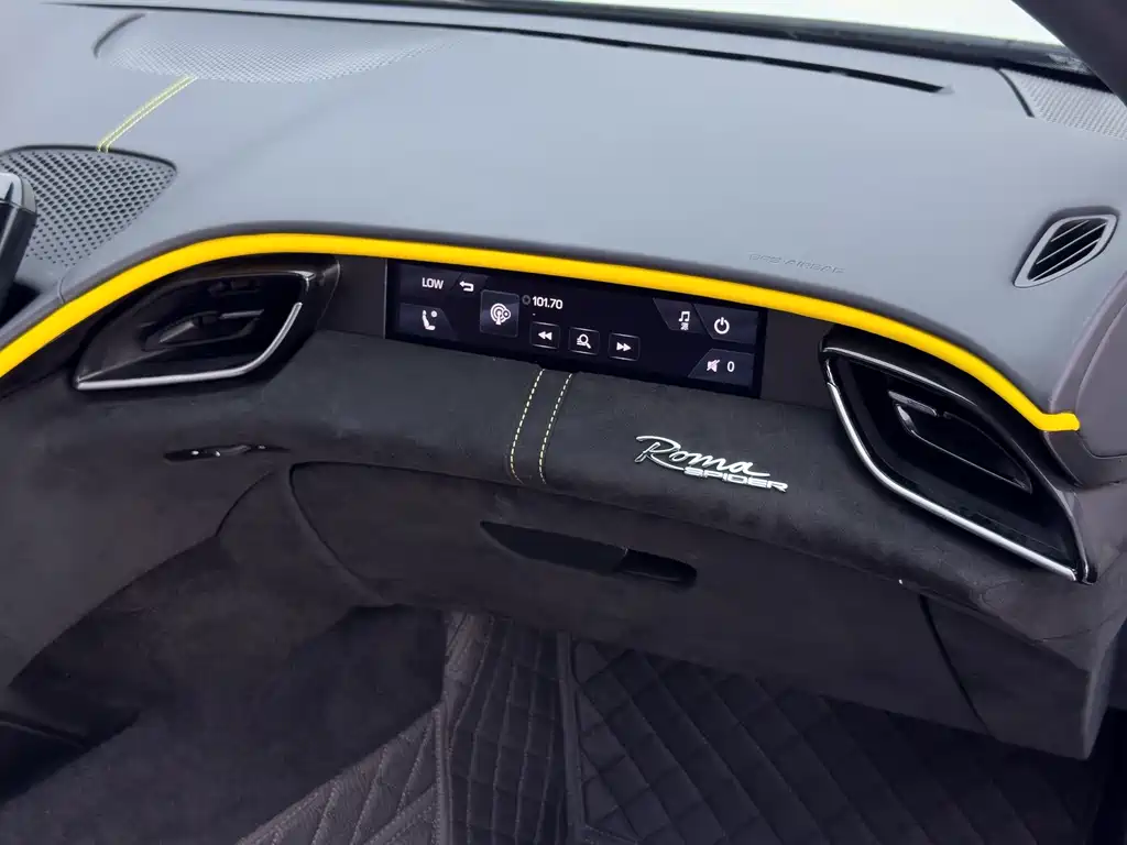 Ferrari Roma — миниатюра 25