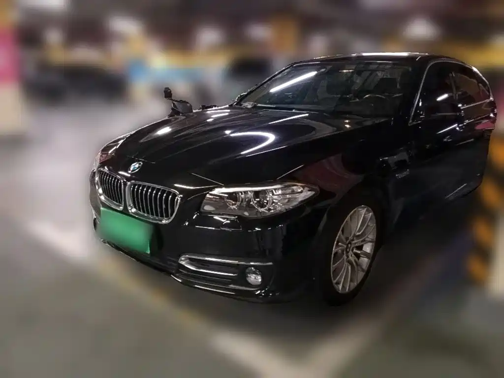BMW 5 Series — миниатюра 2
