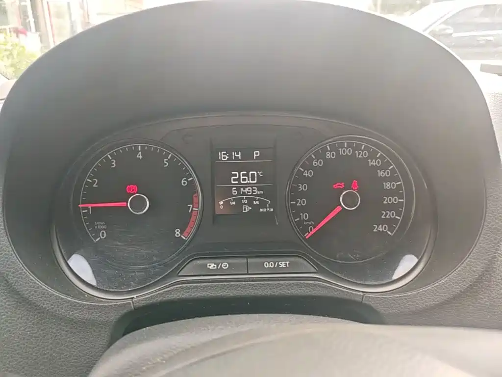Volkswagen Polo — миниатюра 12